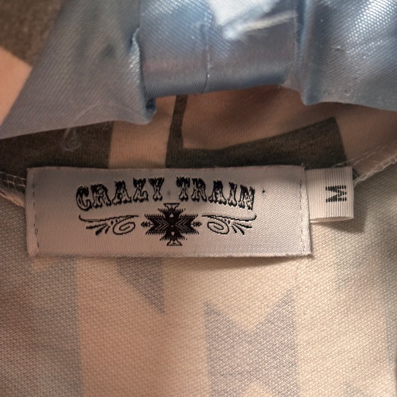 Geometric Patterned Pullover - Picture 2 of 3